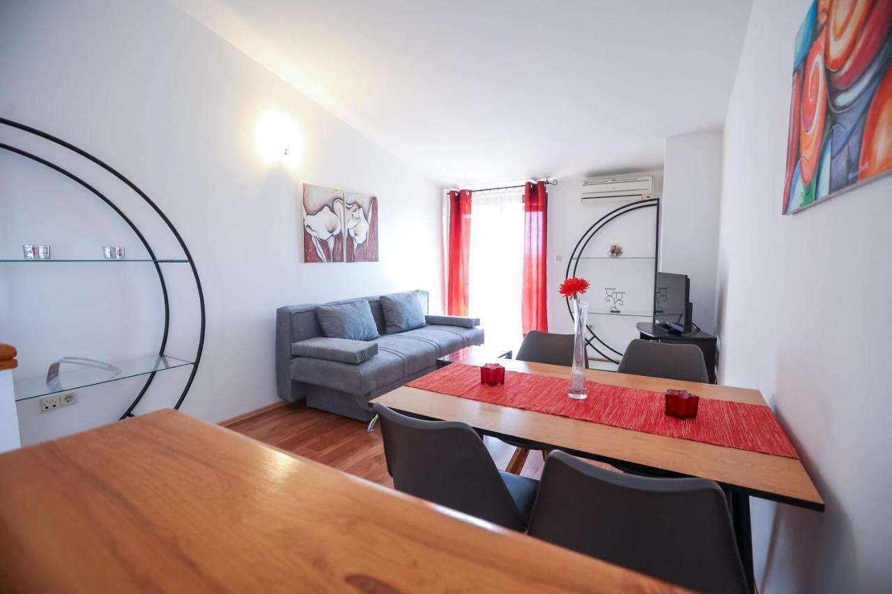 Apartamento Pool Julia