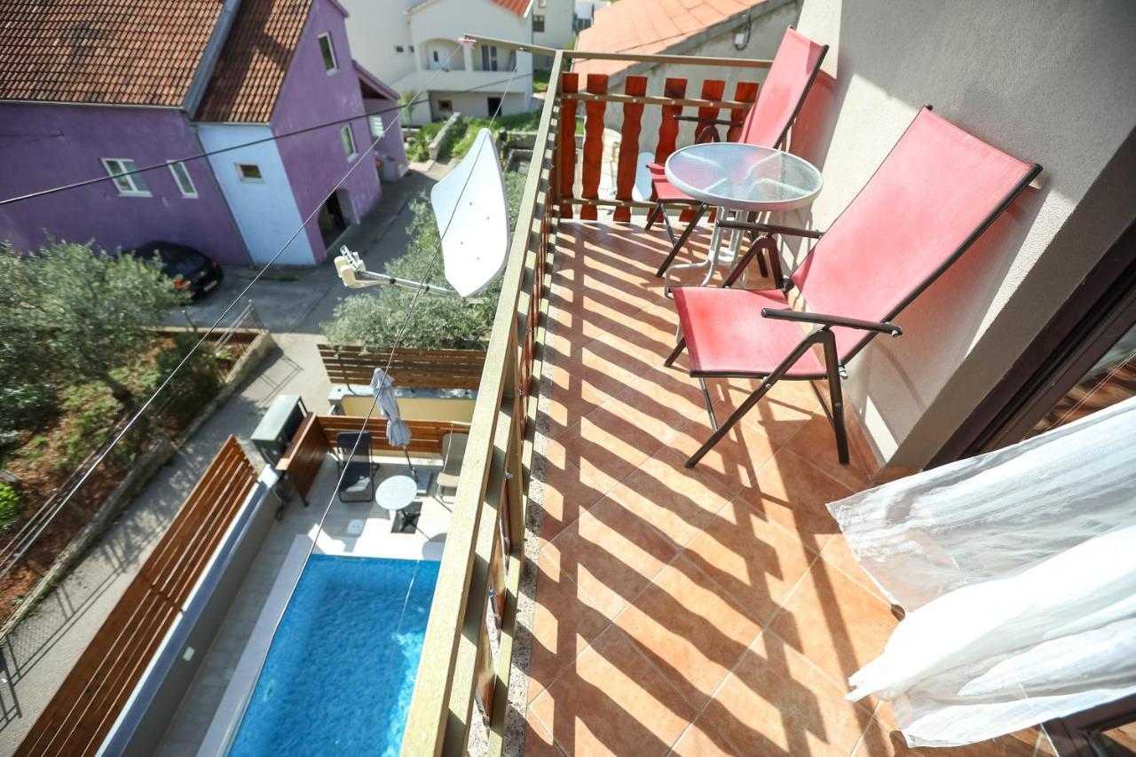 Apartamento Pool Julia *