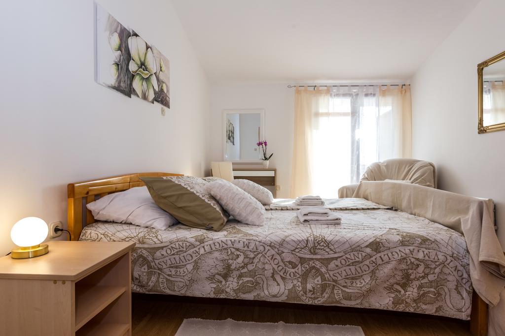 Apartamento Pool Julia *