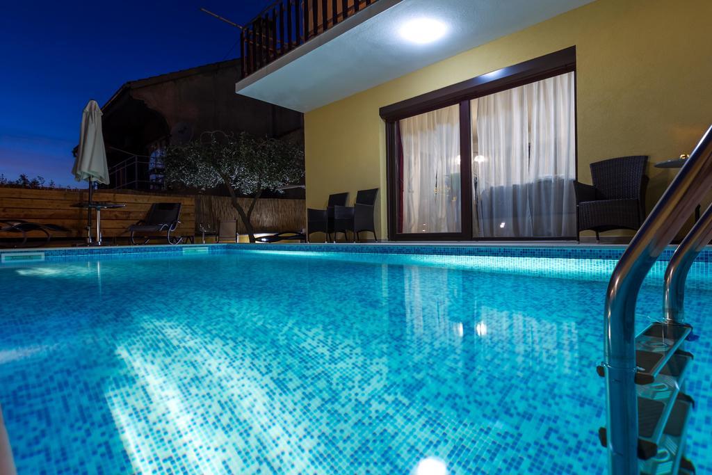 Apartamento Pool Julia